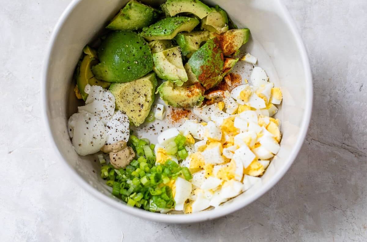  8 Foods That Support Hormonal Health Naturally