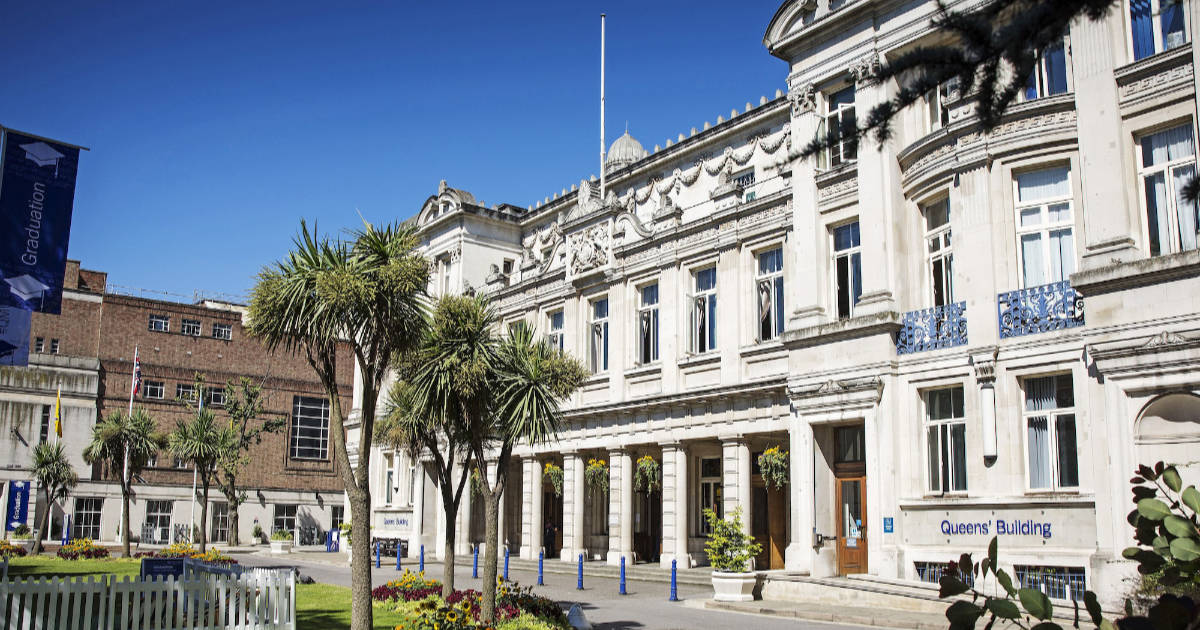 Queen Mary University of London Scholarship 2026 now open