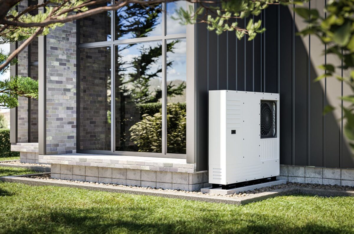  Net zero air conditioning regulations: Why some UK homeowners are being asked to remove AC units amid record heat