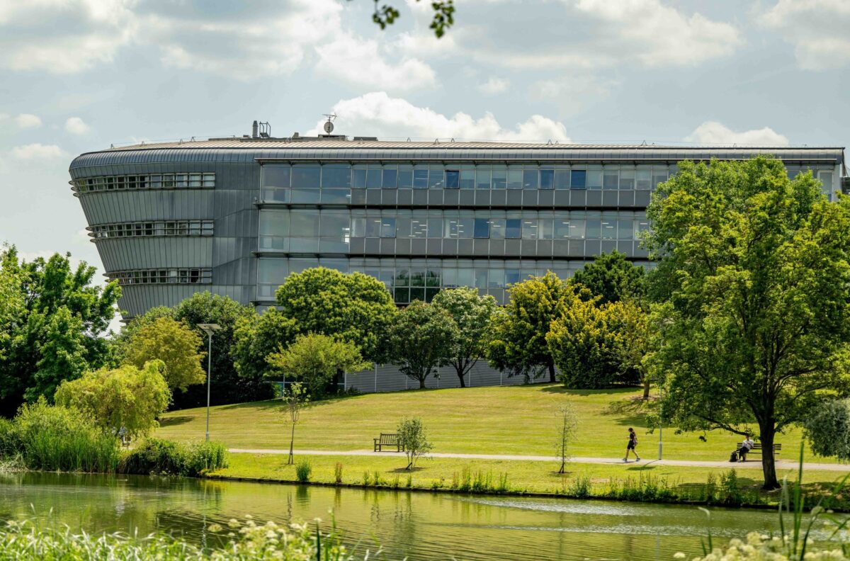  University of Surrey MBA Scholarships 2026: Apply and Get Up to 50% Off Tuition Fees