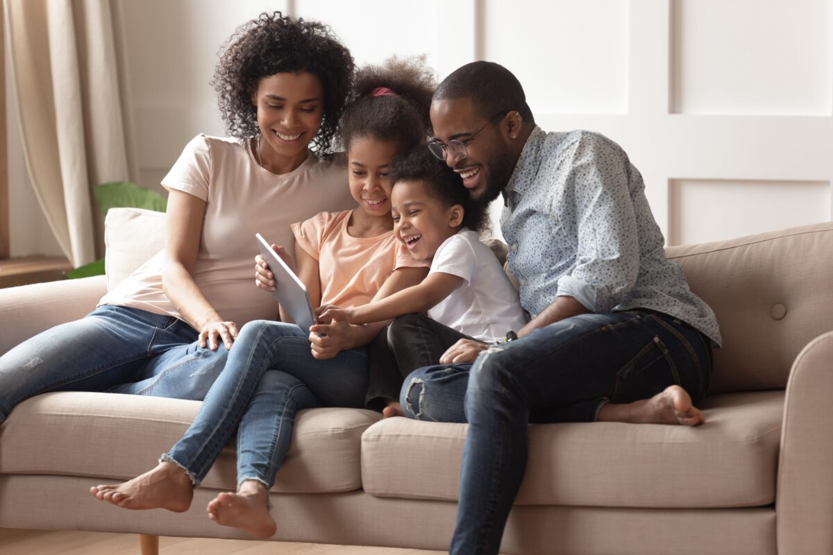Traits that help relationships thrive and last. Image Credit: Shutterstock 