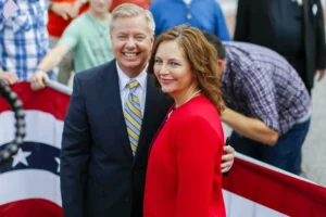 Darline Graham Nordone alongside her late brother, Senator Lindsey Graham. Image Credit: Erik S. Lesser / EPA / Shutterstock file