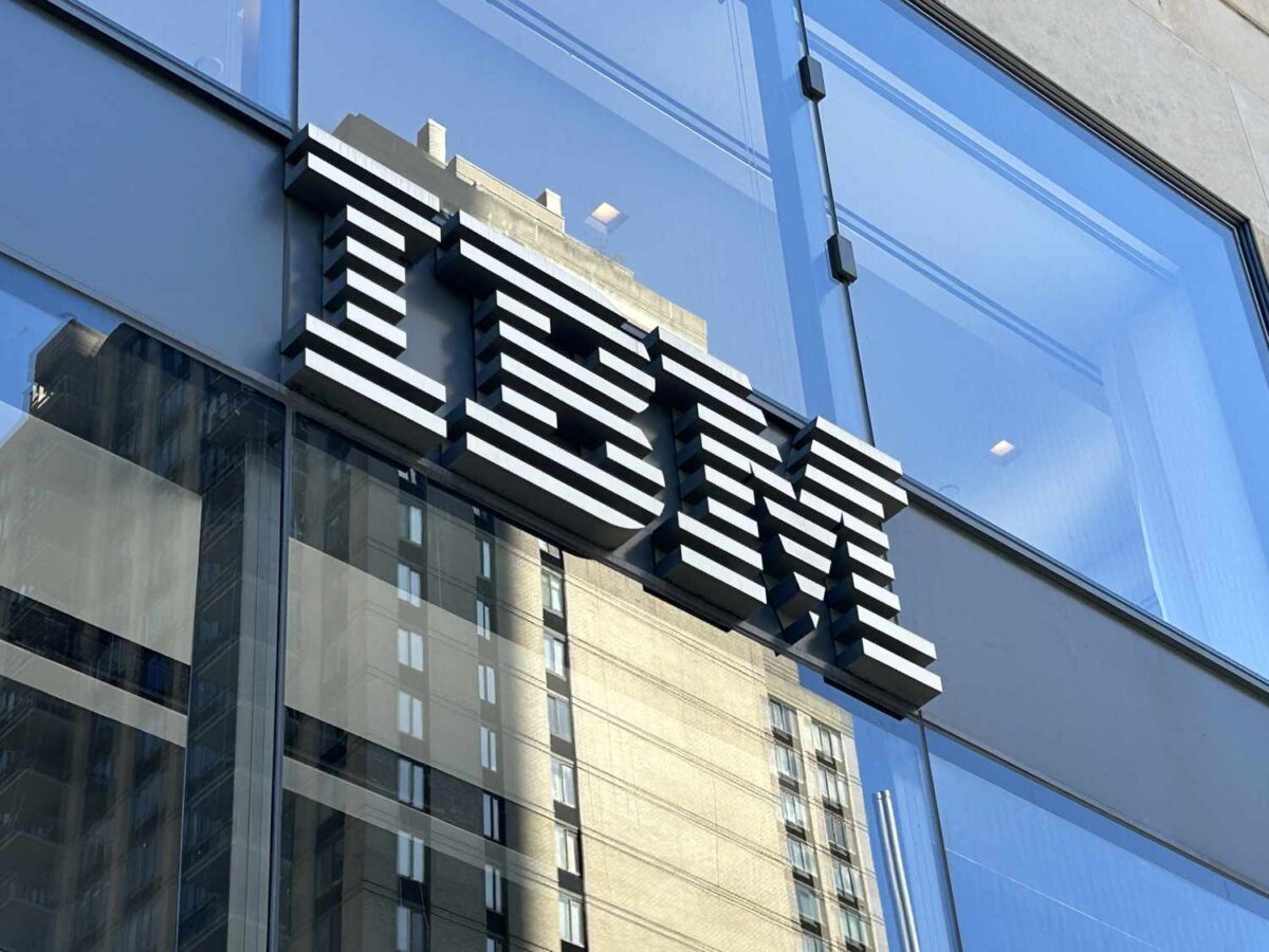 IBM stock tumble after unexpected AI-related revenue warning. Image Credit: Lindsey Nicholson / UCG / Universal Images Group / Getty Images