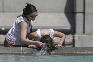 Record UK heatwave linked to thousands of deaths in 2026. Image Credit: Aaron Chown/Press Assn