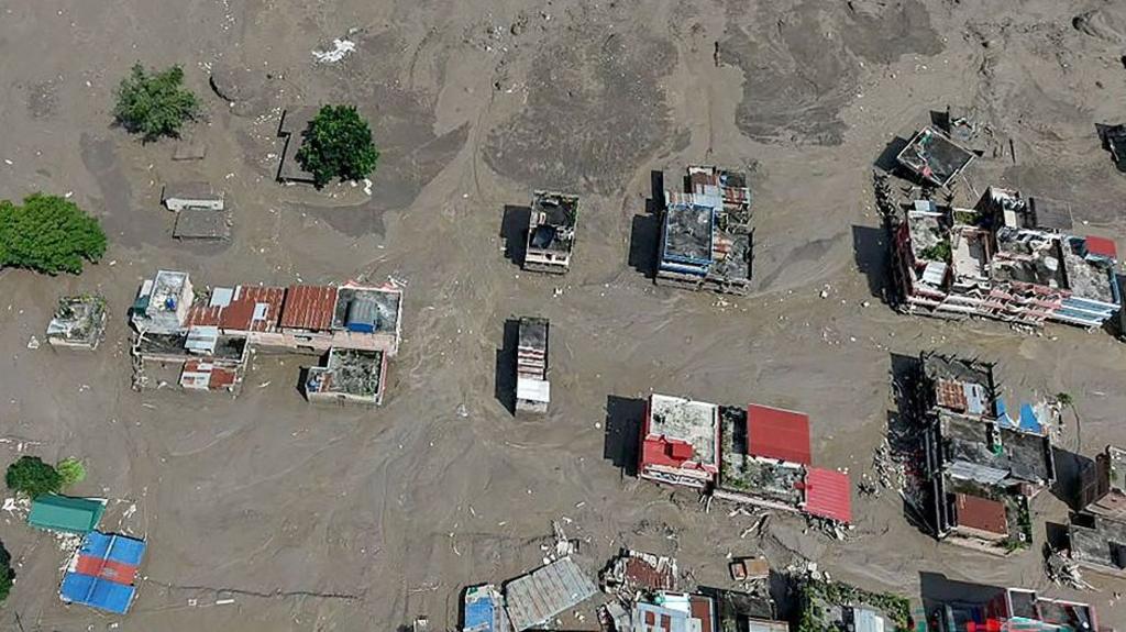 Nepal flash floods leave 95 dead and hundreds missing