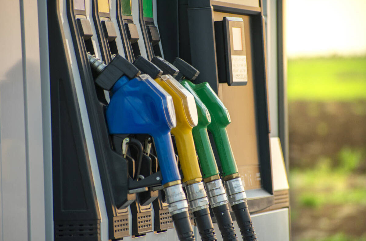  Canada’s Fuel Tax Break Explained: How Much You’re Saving and When It Ends