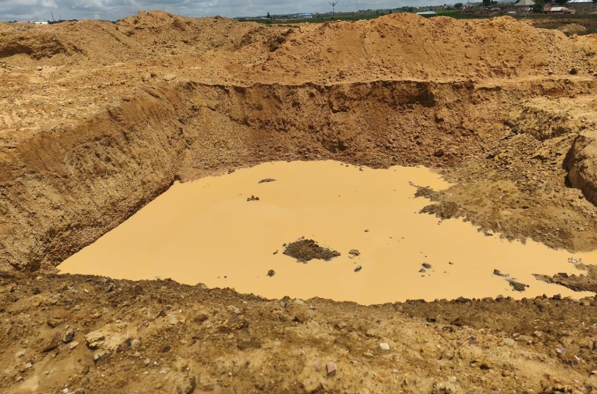  How did 37 people die in one day inside a Minna cell?