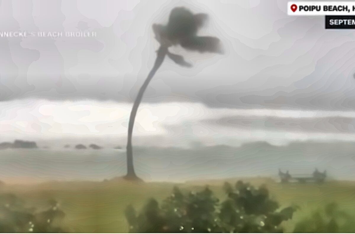  Hurricane Lowell Hawaii Explainer: What The Storm Is And What A Near-Miss Actually Means